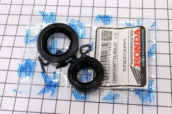 Сальник коленвала к-кт 2шт Honda DIO AF27 (20*31*7; 15,5*25,5*7) (9419)