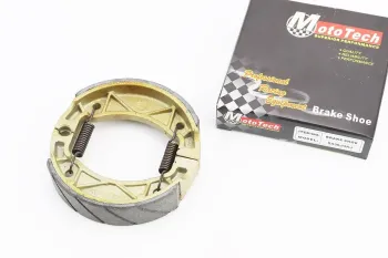 Тормозные колодки барабан Yamaha 3KJ Mototech (11614)