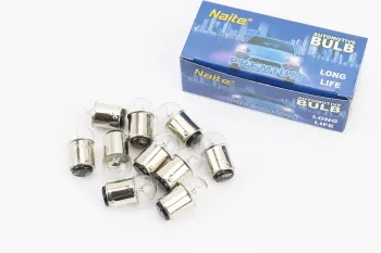 Лампа повороту (біла з цоколем) 12V / 10W G18 BA15D (+/- контакти внизу) - 10шт Naite (22544)