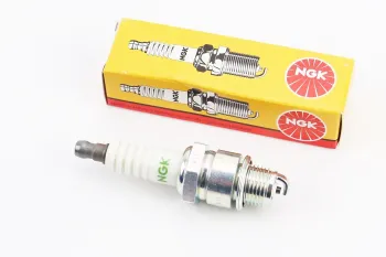 Свічка запалювання BP8H-N10 (скутер 2T) NGK (29542)