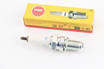 Свеча зажигания DR8EA (мото 4T CG/CB) L18 NGK (33056)