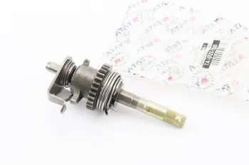 CB250 - Вал кік-стартеру в зборі (шестерня, пружина) CB250 TATA (35622)