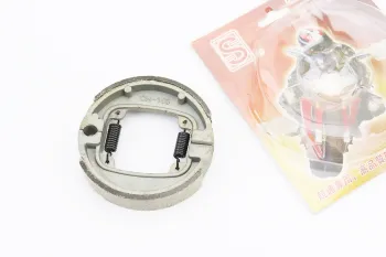 Suzuki AD50 - Гальмівні колодки барабан, D=90mm, тип 2 SEE (41610)