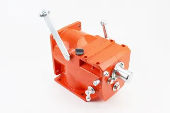 HT-105/135 - Корпус КПП в сборе + сцепление Китай (46066)