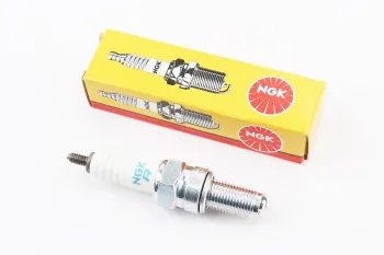 Свеча зажигания CR7E M10 L18 NGK (48210)