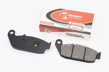 Loncin LX300-6 CR6 - Тормозные колодки (дисковые) к-кт 2шт ZHENGHE (48717)