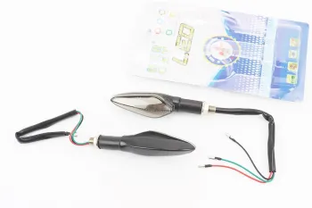Повороты секвентальные LED + стоп сигнал/габарит (лодочка) 2шт CYT (62854)