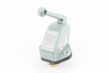 R175-195 - Тумблер включения массы PRC (71226)