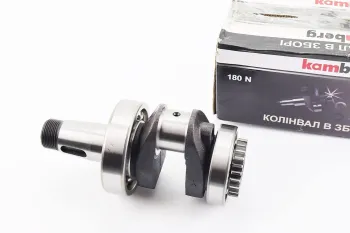 R180NM - Коленвал + подшипники + шестерня KAMBERG (74151)