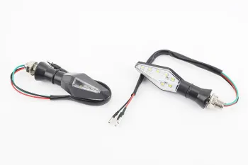 Повороти діодні LED (стріла, з отвором) карбон, 2шт Китай (82047)