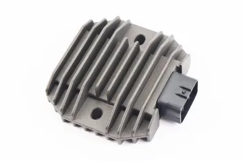 Yamaha XVS650 - Реле-регулятор напряжения (L92xW89xH28mm) Китай (82690)
